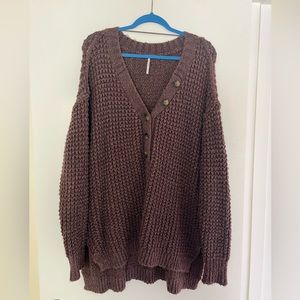 Free People v neck brown oversized chunky knit sweater - Size small